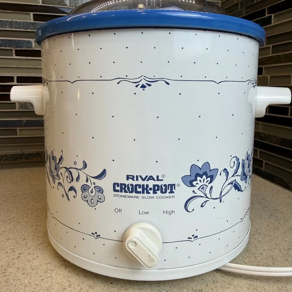 Vintage Rival Crock-Pot 3.5 Qt Slow Cooker Blue Cornflower‎ Floral Model 3100/2